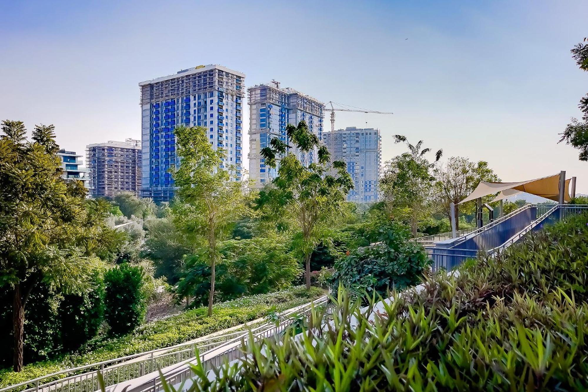 In Hills Park * Dubai