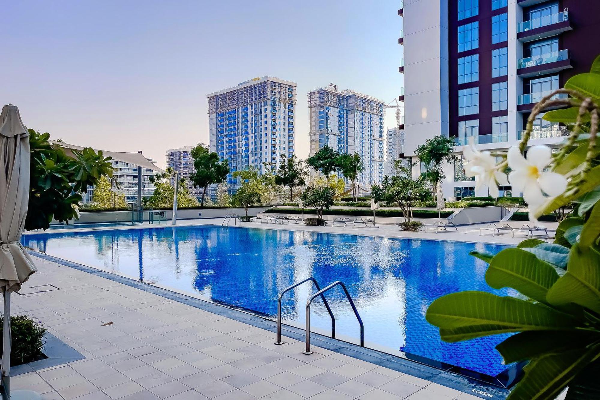 Apartment In Hills Park Dubai