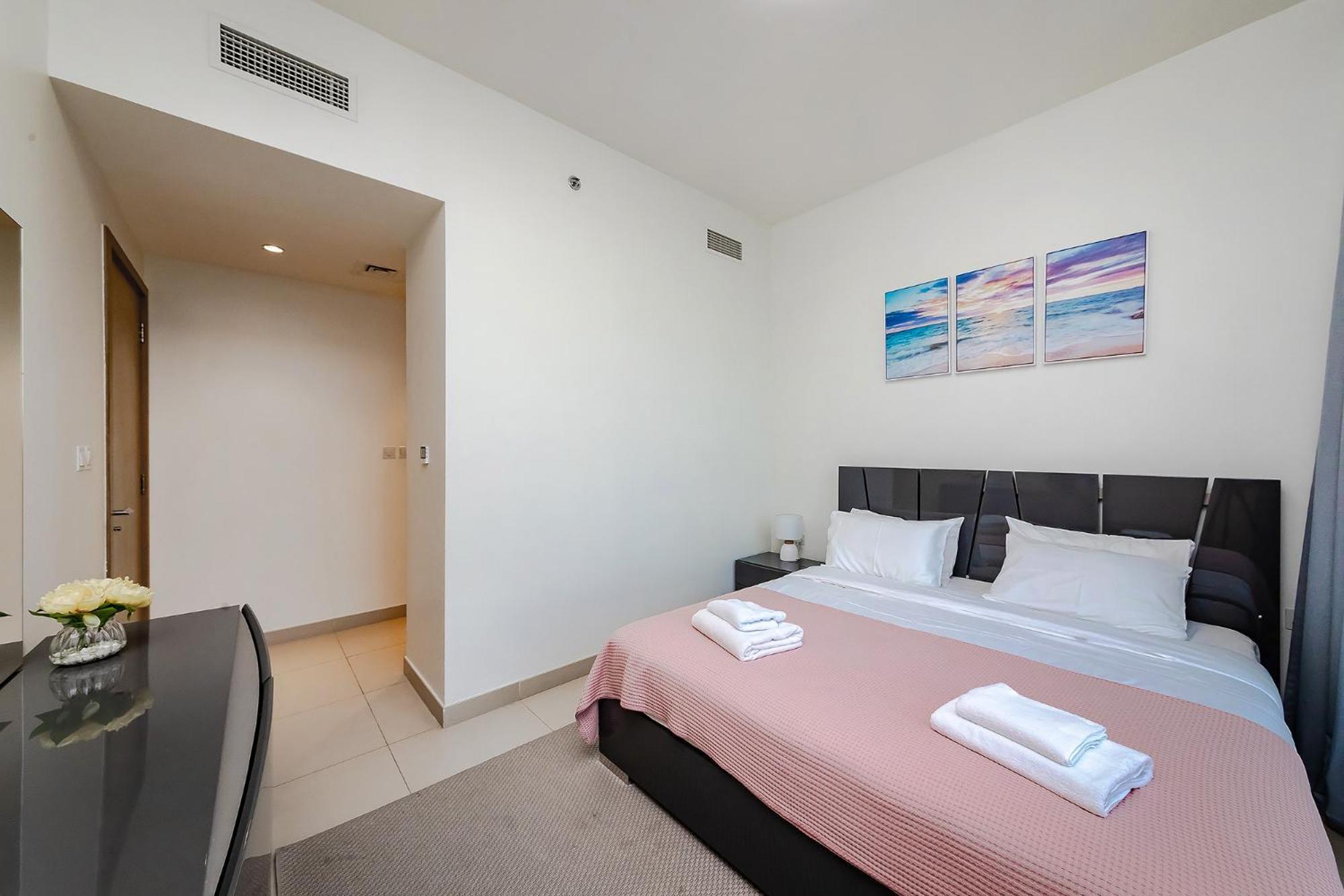 Apartment In Hills Park Dubai